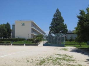 【小学校】豊田市立東山小学校 600m 周辺環境