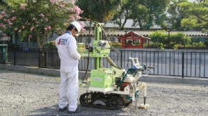 第三者機関に依頼し、すべての地盤を調査して土地状況に応じた最適な地盤対策を講じています。不同沈下しない様、安心の地盤を提供いたします。 構造・工法・仕様